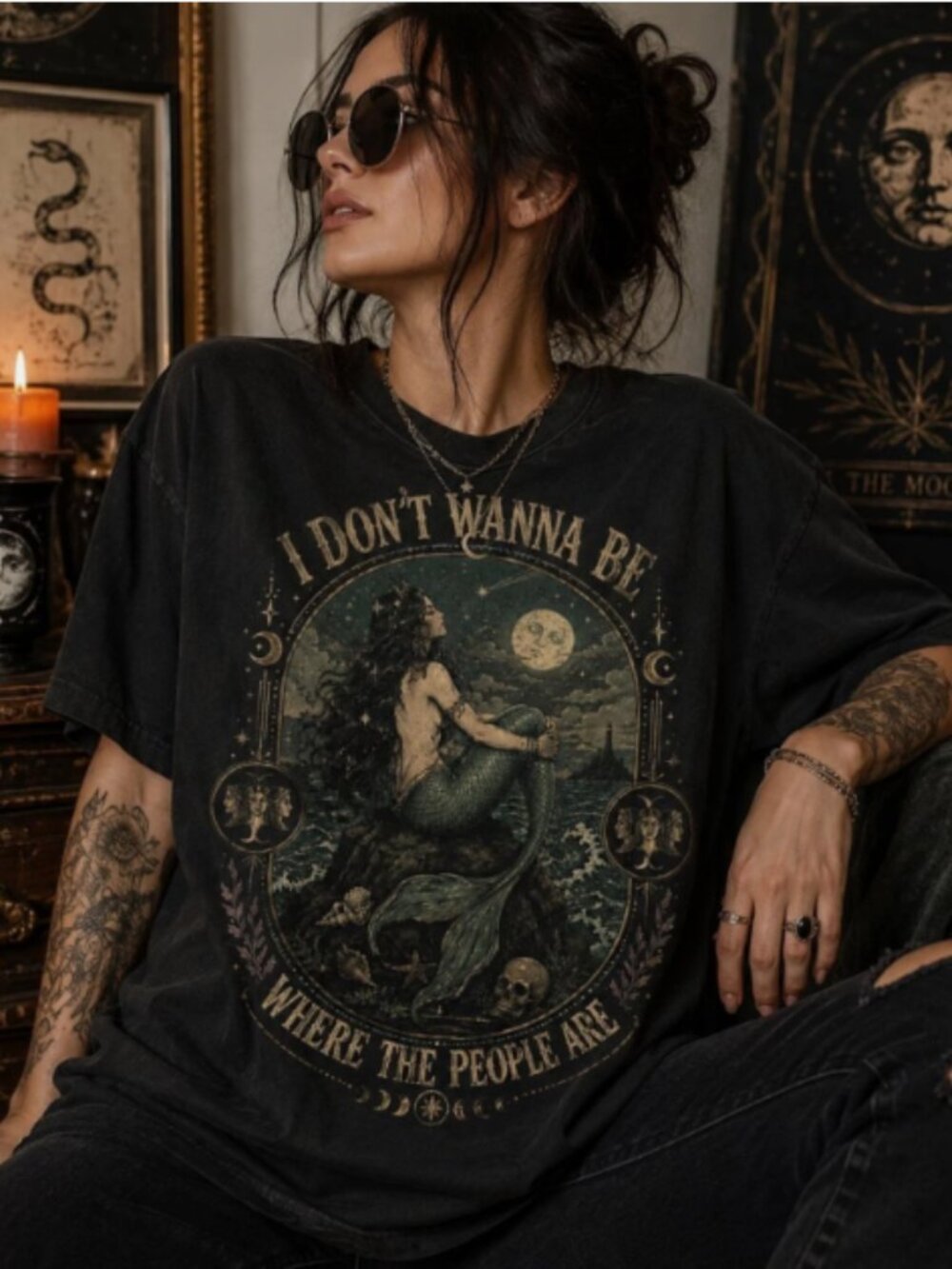 I Dont Wanna Be Whtere The People Are Mermaid Vintage Graphic T-Shirt